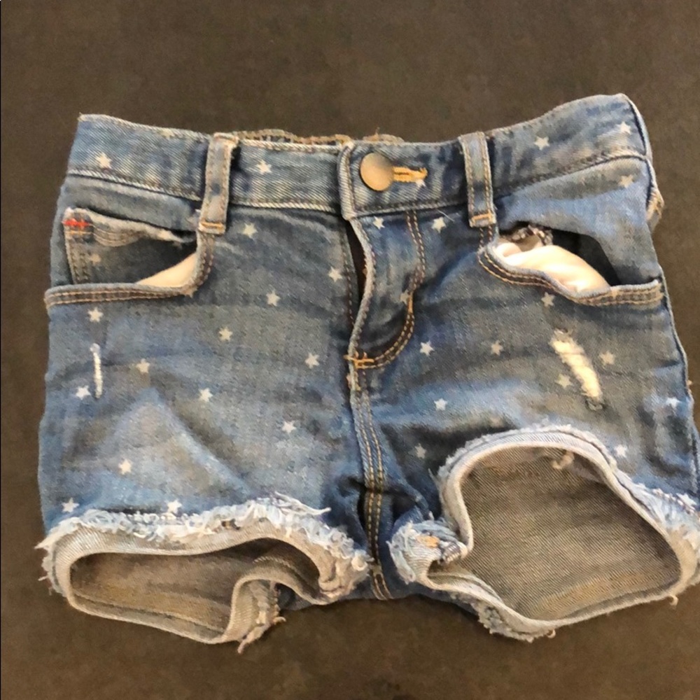 Star shorts